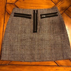 LF Seek Plaid Zip Up skirt
